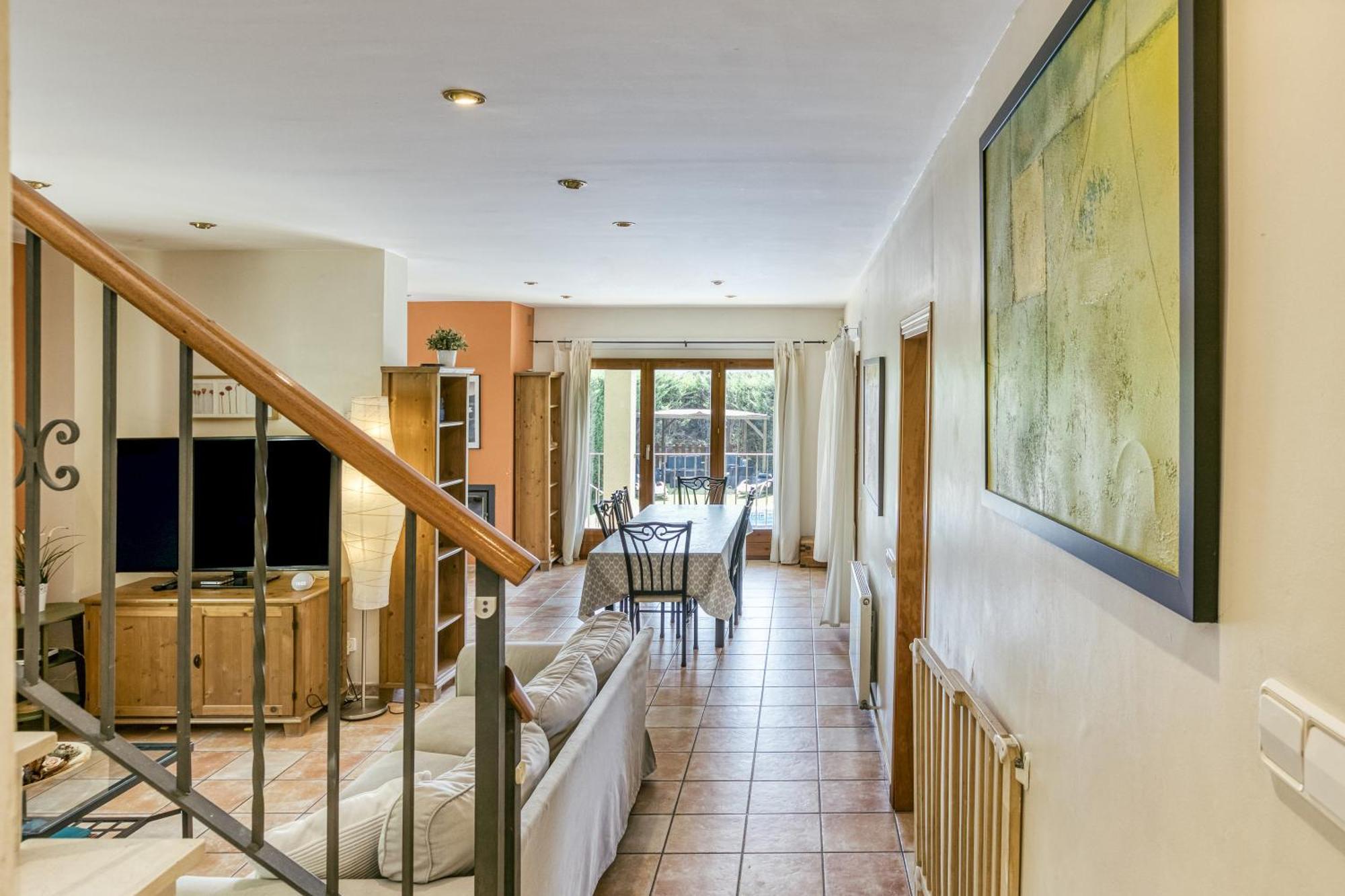ל'אסטרטיט Fantastic Family Villa מראה חיצוני תמונה