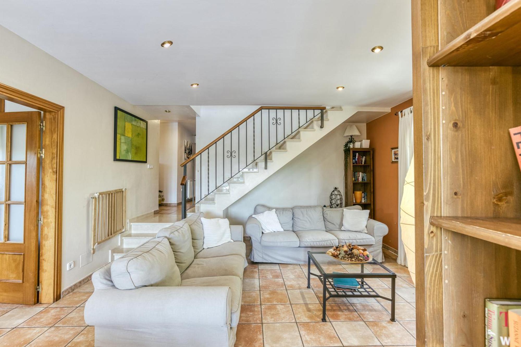 ל'אסטרטיט Fantastic Family Villa מראה חיצוני תמונה