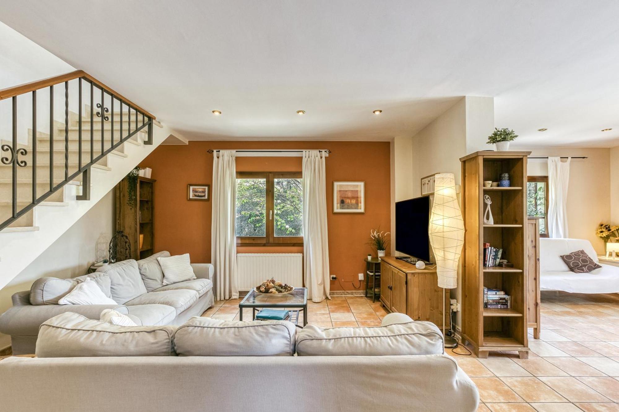 ל'אסטרטיט Fantastic Family Villa מראה חיצוני תמונה