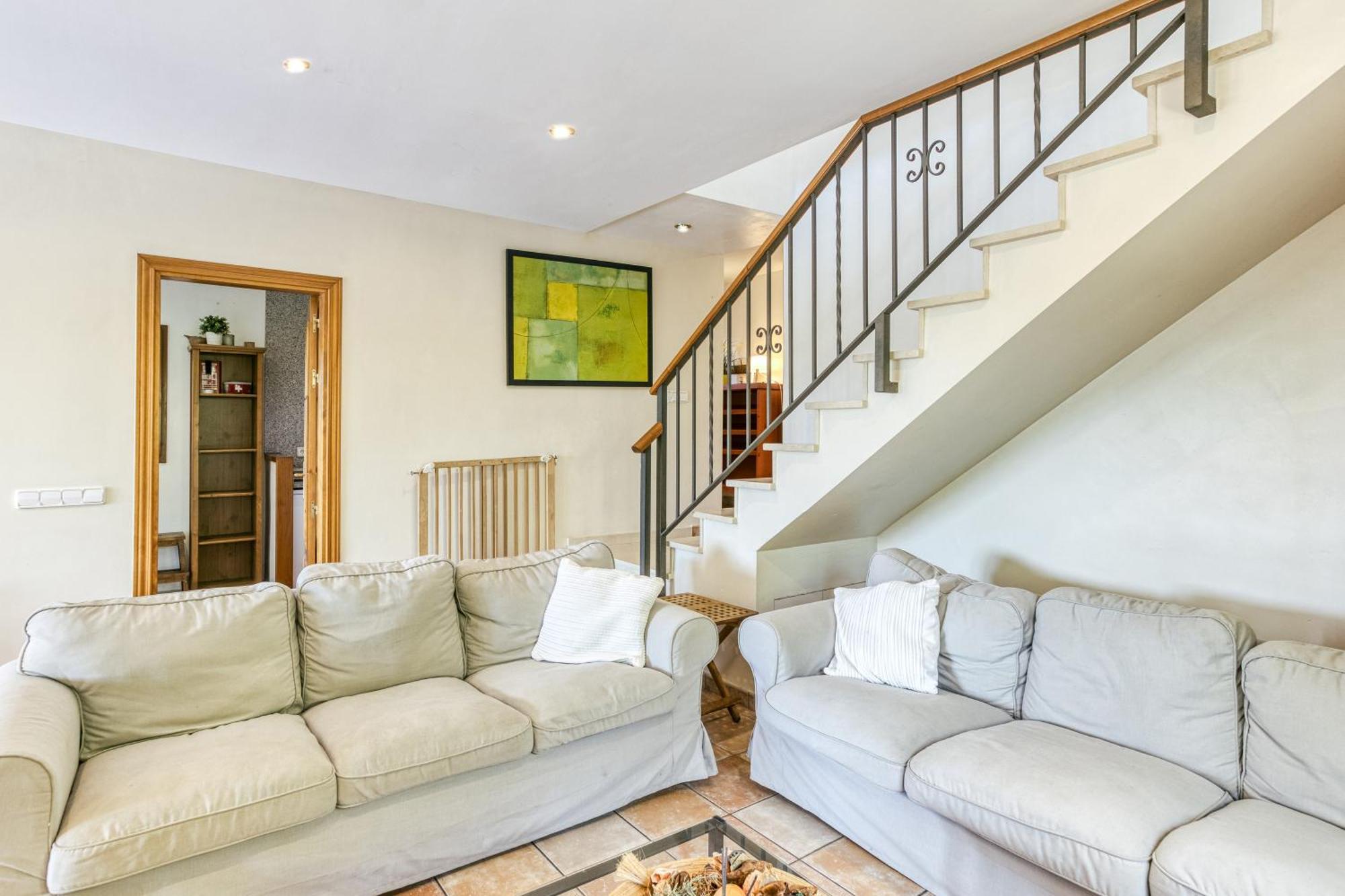 ל'אסטרטיט Fantastic Family Villa מראה חיצוני תמונה